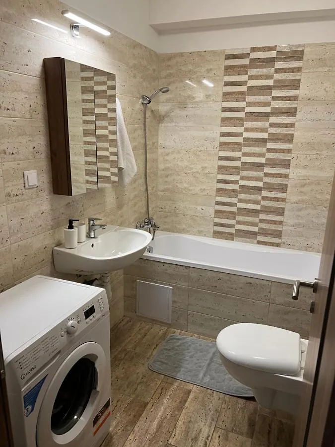 Hatvan Central Apartment Debreţin 0*,